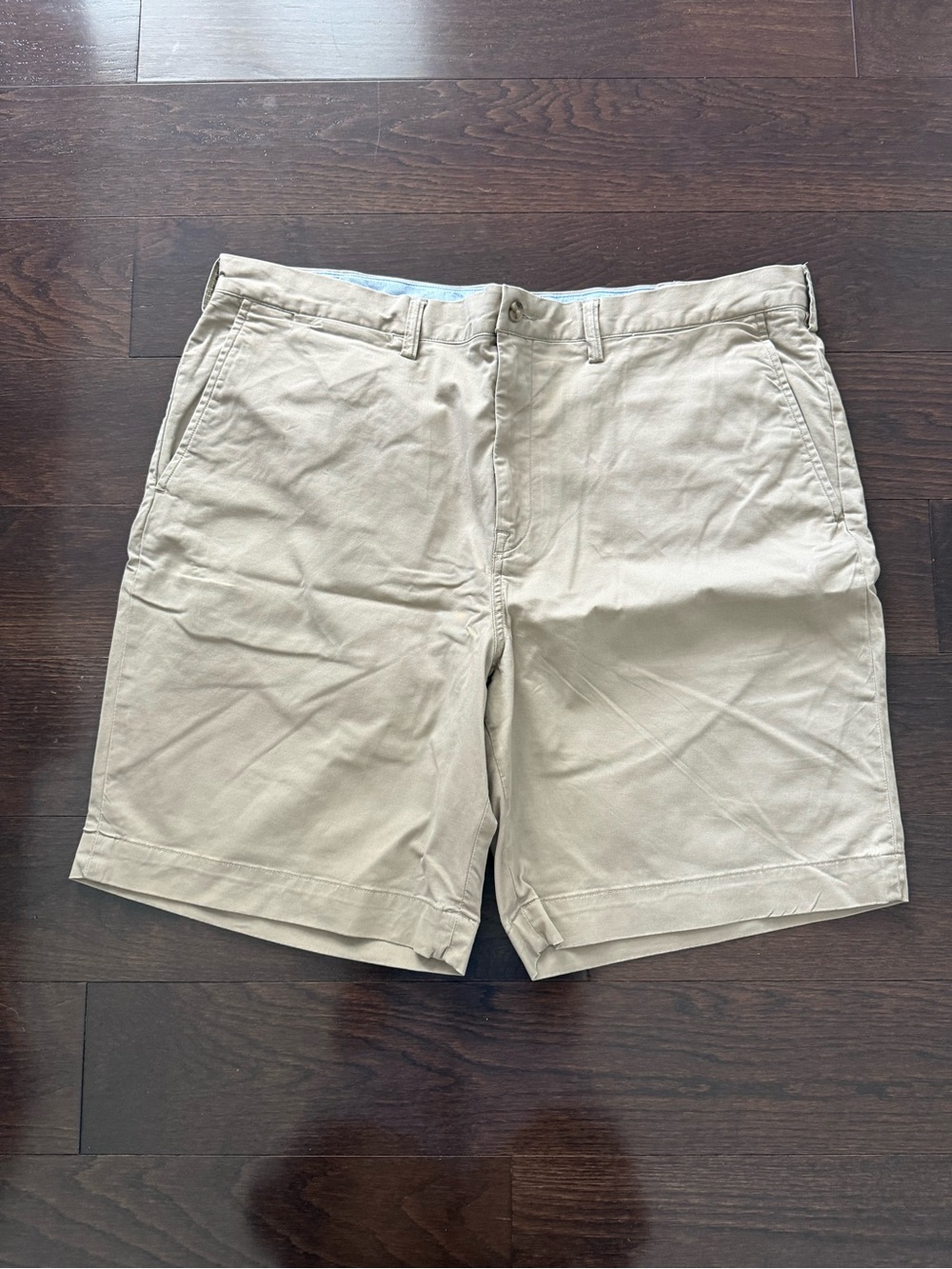 Ralph Lauren Men's Light Khaki Flat-Front Shorts